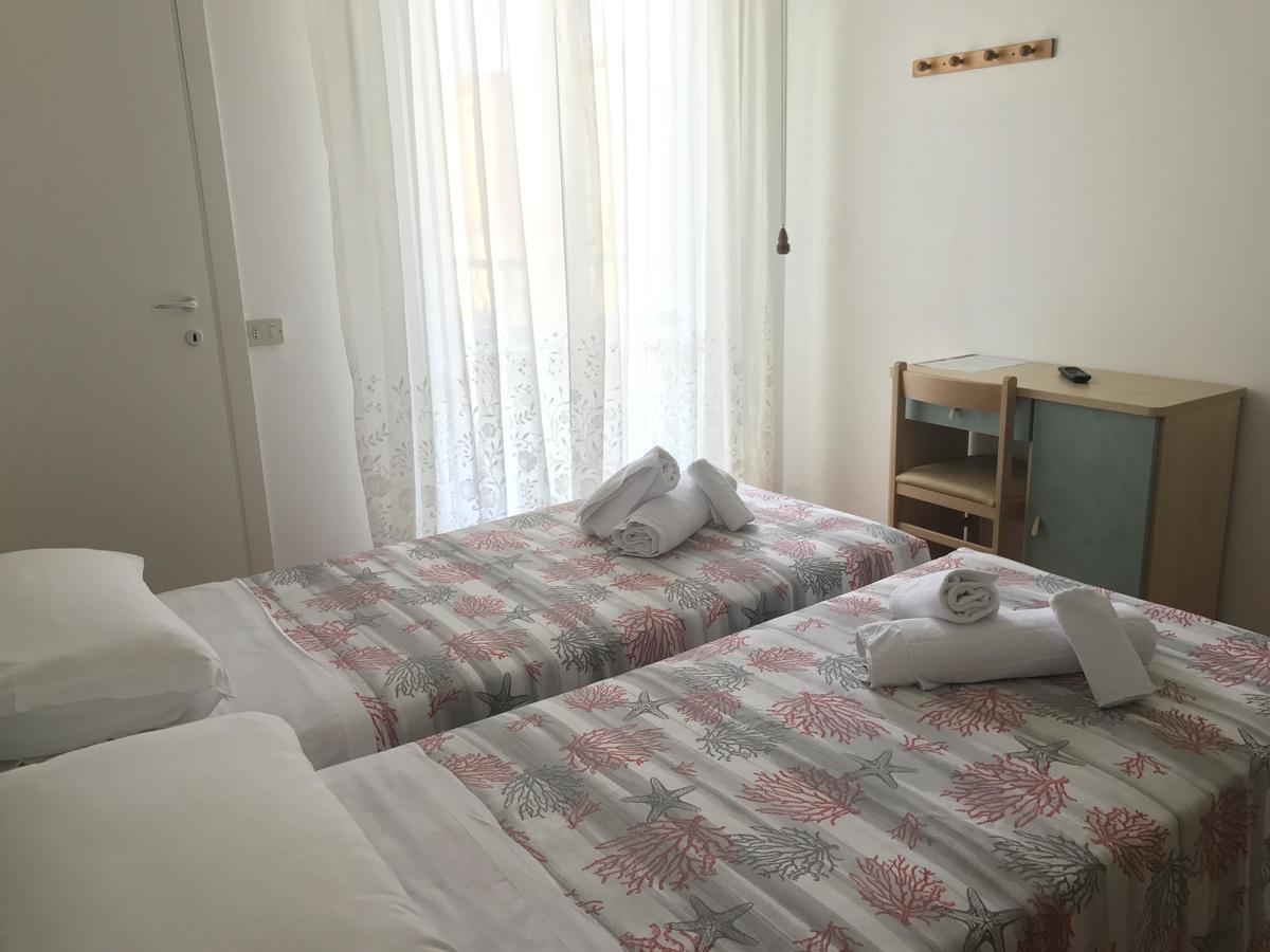 Hotel Villa Vera Rimini Zewnętrze zdjęcie